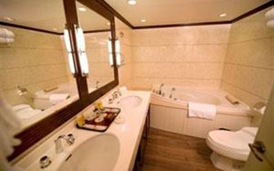维多利亚凯璇号游轮美维凯莎号游轮浴室