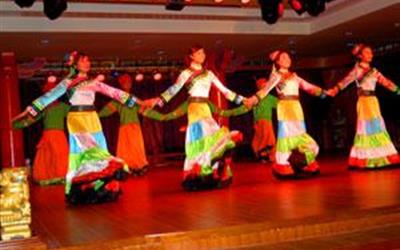 维多利亚凯珍号游轮凯珍号游轮文艺表演