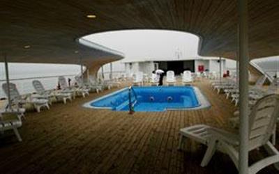 长江一号游轮游轮阳光甲板-2_resize