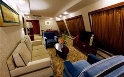 长江黄金六号游轮黄金6号游轮豪华套房客厅