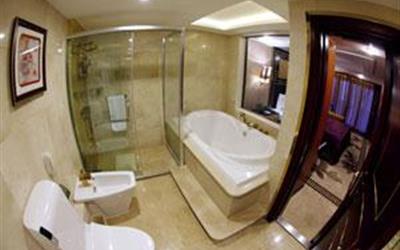 长江黄金六号游轮黄金6号游轮总统套房卫生间