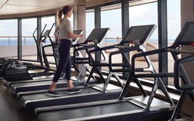 揽月游轮健身房